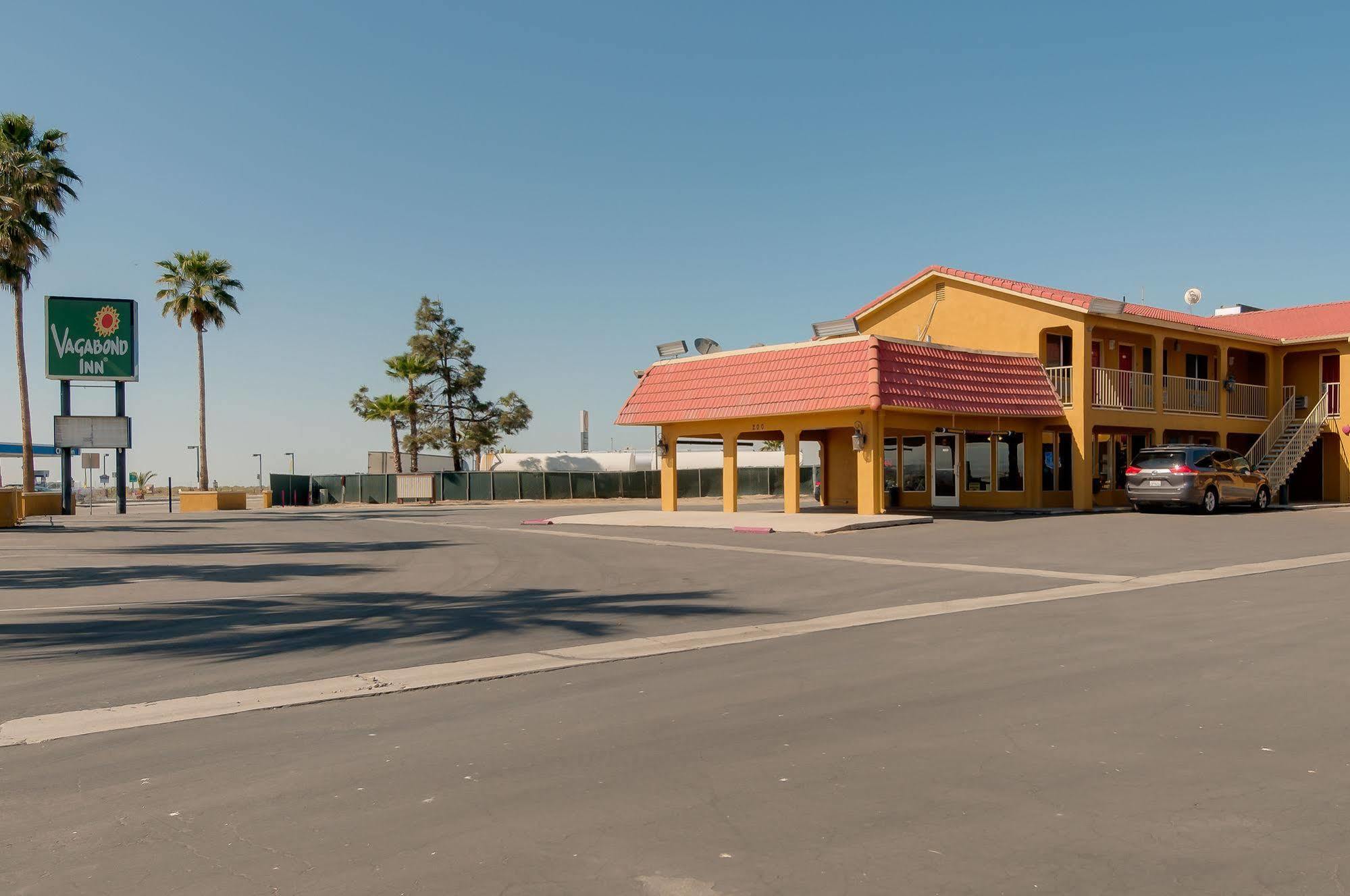 Vagabond Inn Buttonwillow I-5 Exit 253 Bakersfield Exterior foto