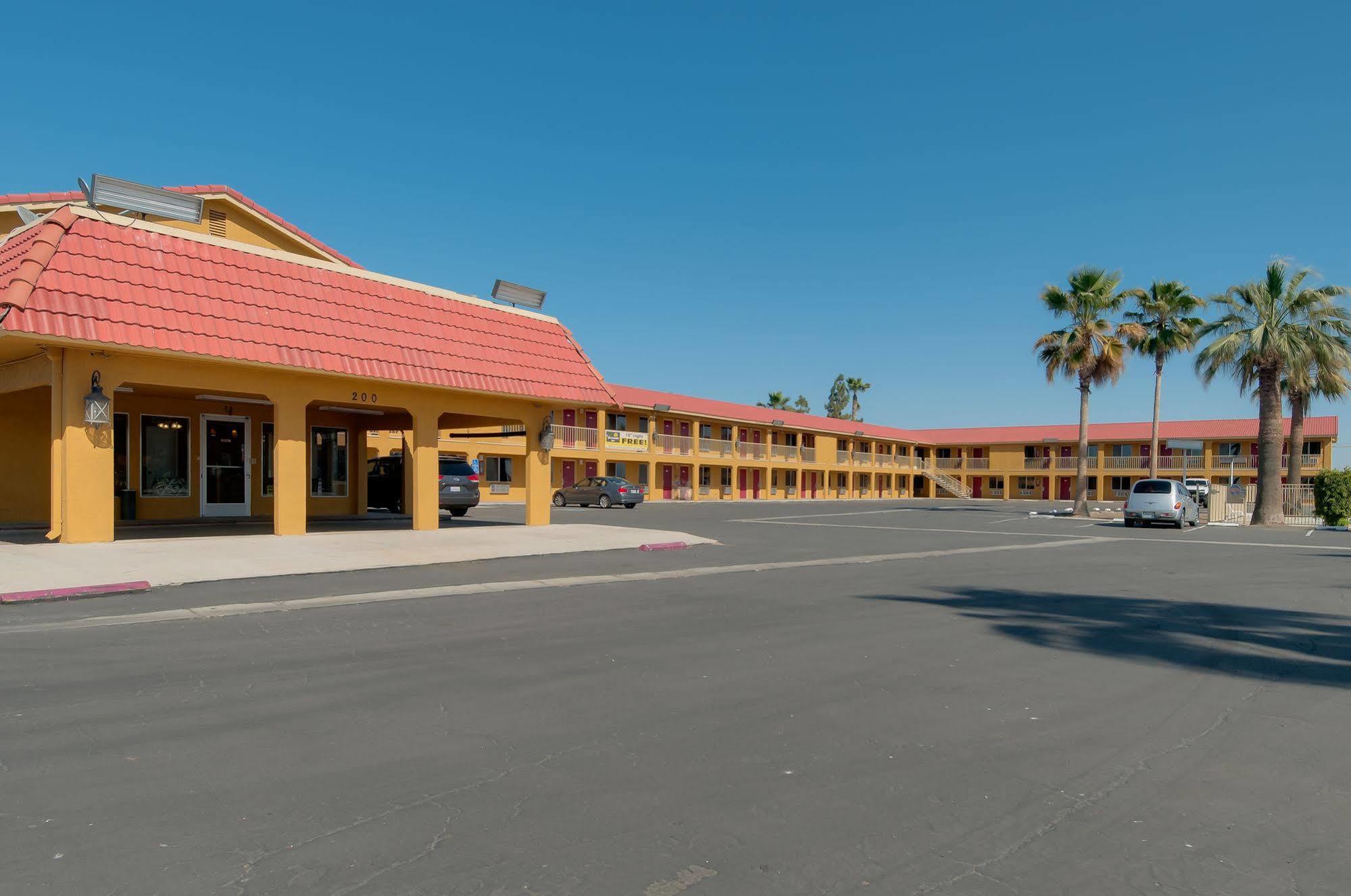 Vagabond Inn Buttonwillow I-5 Exit 253 Bakersfield Exterior foto